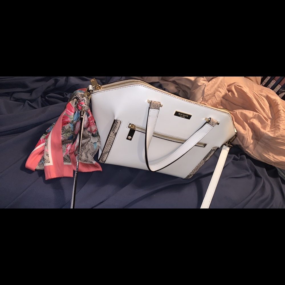 Kate spade purse